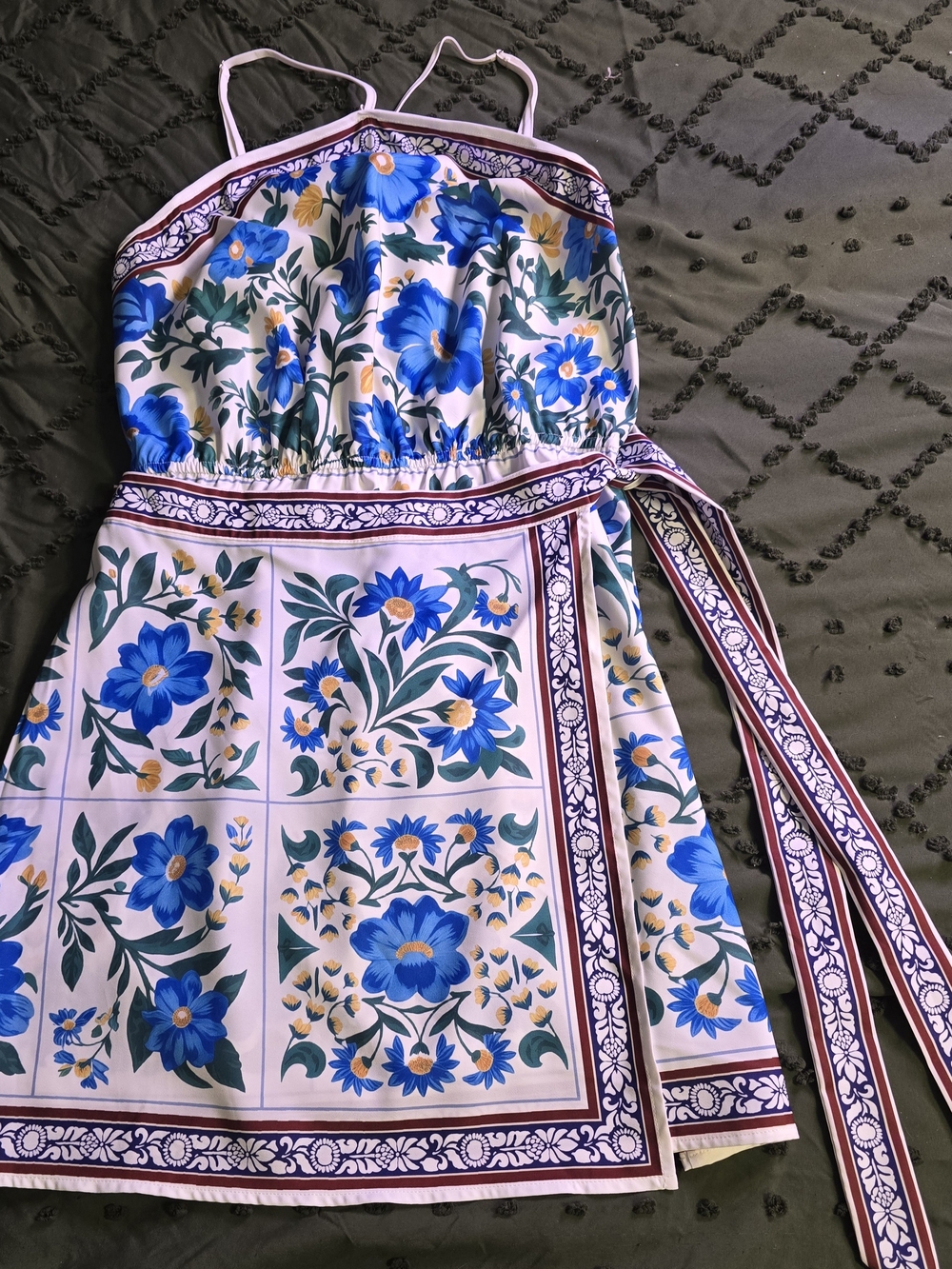 Cupshe Blue Floral Tile-Print Mini Sundress with Tie Waist